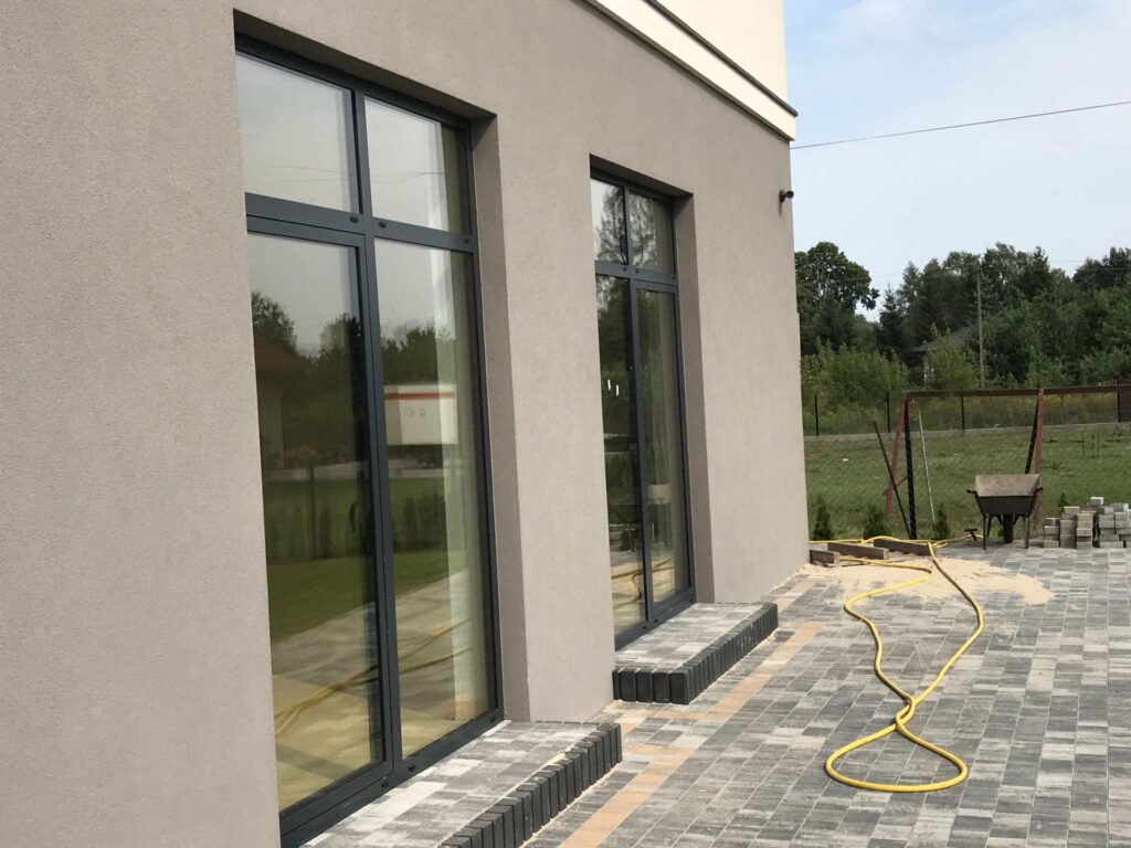 2022.11.27-Folia-antywlamaniowa-1